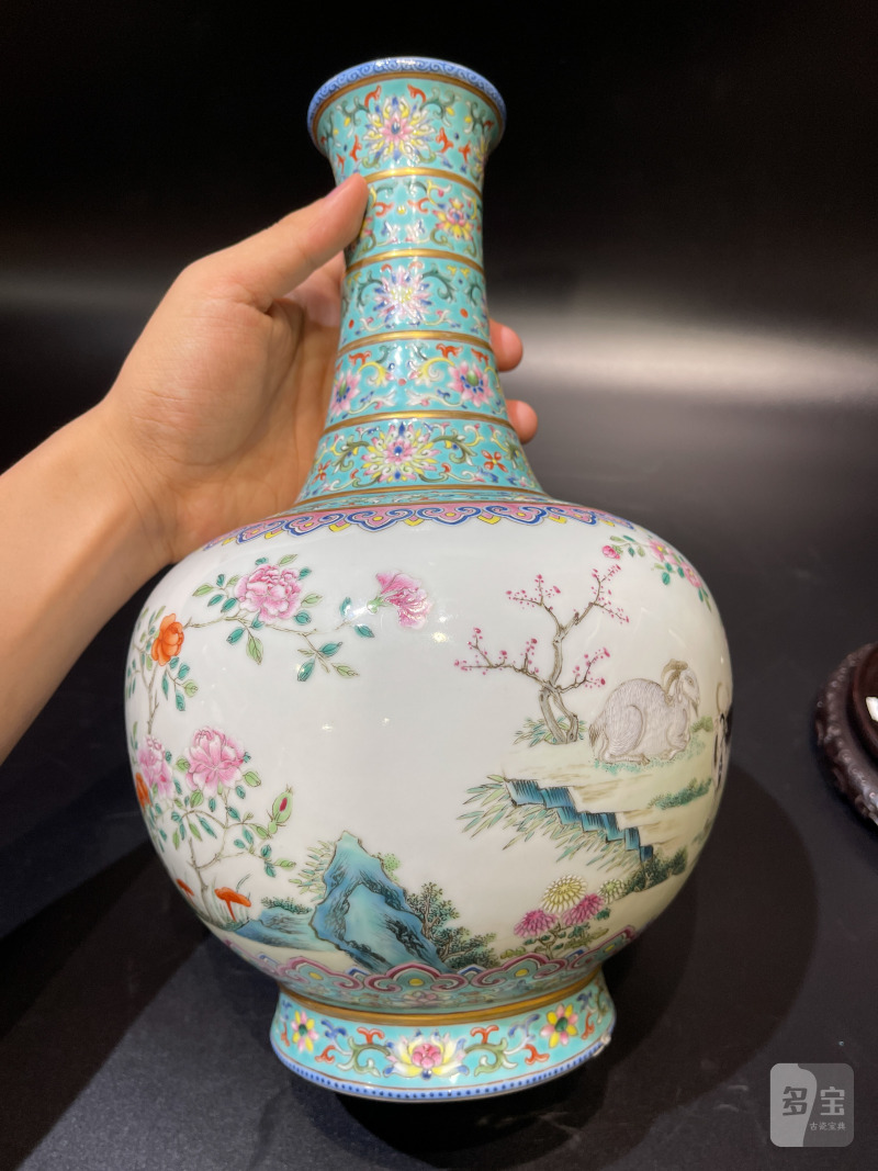 清嘉庆 翡翠地洋彩三羊开泰尊 - 图13